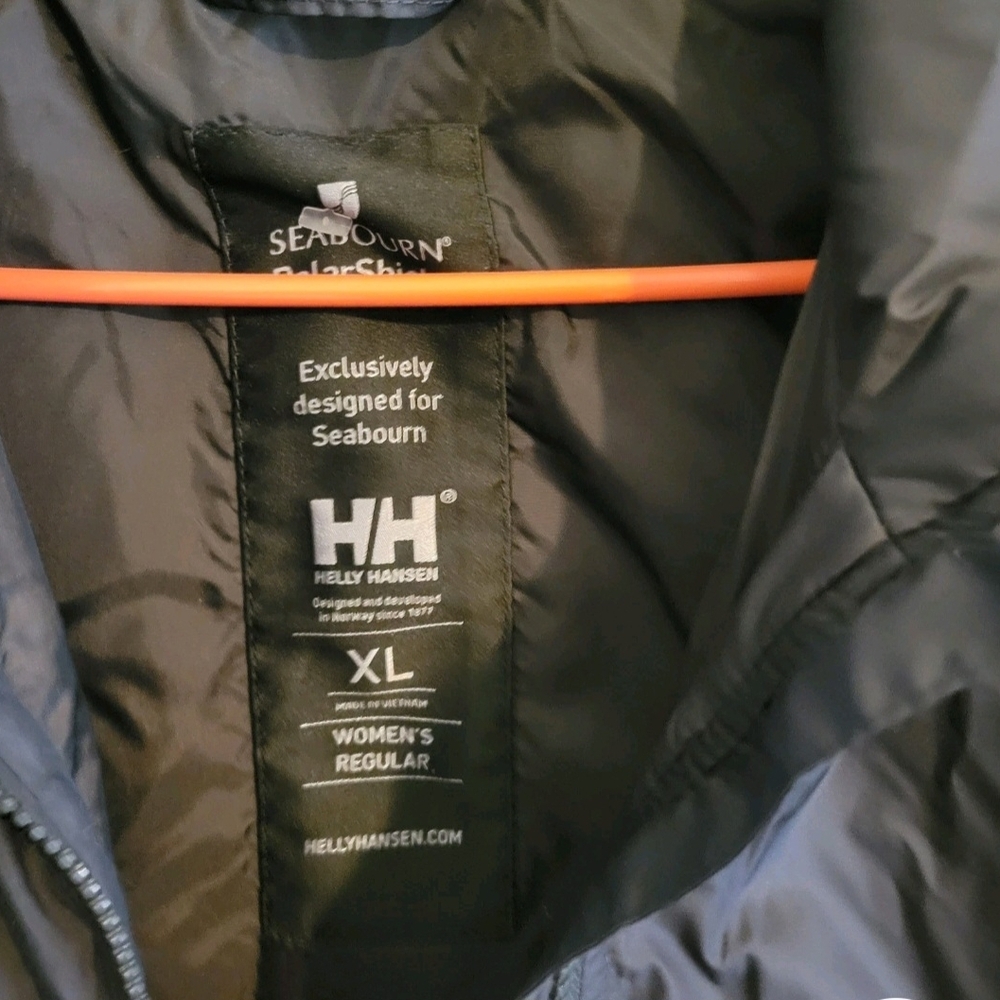 Helly Hansen Black Jacket - image 4